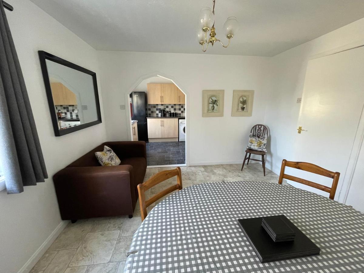 The Number Eleven Apartment Kilmuir  المظهر الخارجي الصورة
